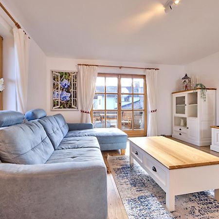 Alpenzauber Apartment Garmisch-Partenkirchen Bagian luar foto